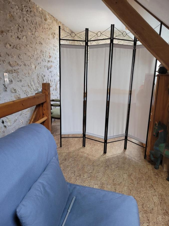 Gite De La Tour De Loire - 65 M2 Au Pied D'Une Tour De Gue Du 17Eme Siecle Mer Εξωτερικό φωτογραφία
